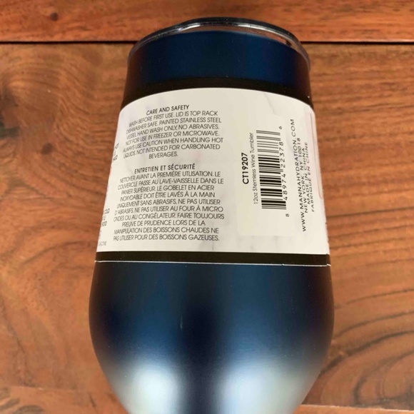 Manna Stainless Steel Wine Tumbler - Metallic Blue - 12 oz -NWT - Picture 7 of 8